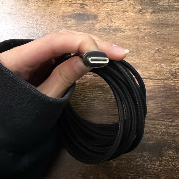 Super chargers for Apple devices - Picture 3 of 4